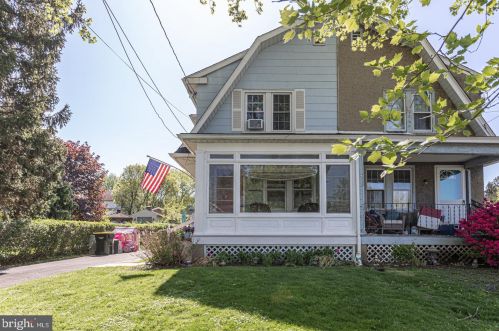 239 Ellis Rd, Willow Grove, PA 19090-2417