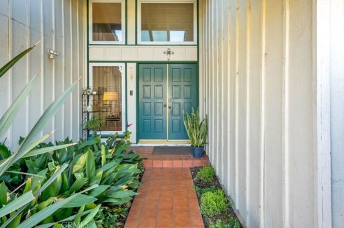 2804 Valley View Ave, West Covina CA  91792-3155 exterior