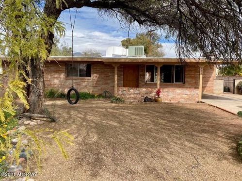 602 Lawton St, Tucson, AZ 85704-5759
