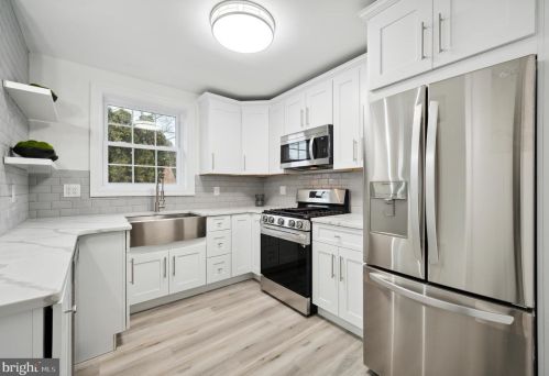 156 Edgemont Ave, Ardmore PA  19003-3111 exterior