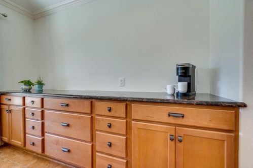 10825 Southerland Dr, Denton TX  76207-8683 exterior