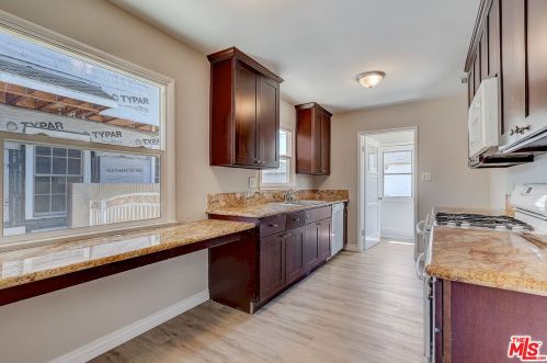 4613 Dunrobin Ave, Lakewood CA  90713-2527 exterior