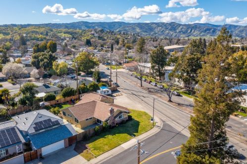 401 Buck Ave, Vacaville, CA 95688-6803
