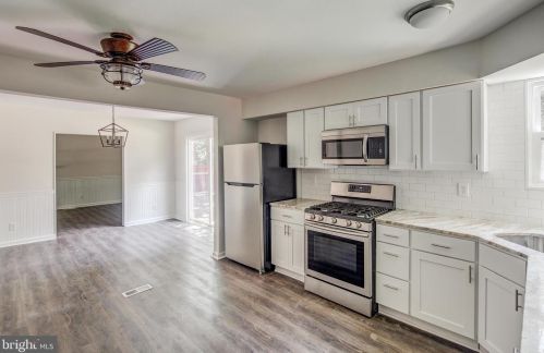 130 Country Ln, Erial NJ  08081-9383 exterior