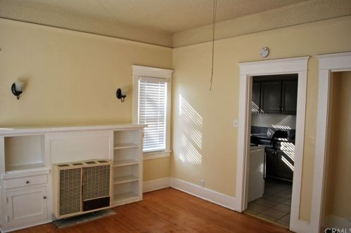 604 Chestnut Ave, Long Beach CA  90802-1233 exterior