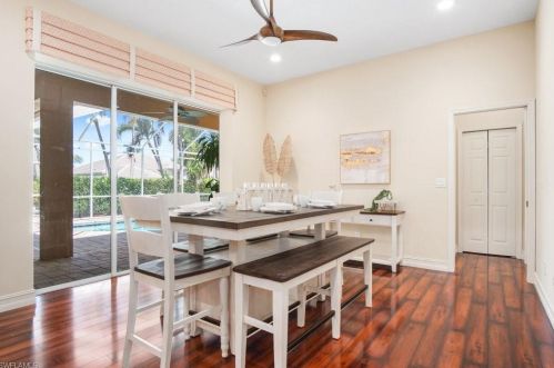7566 Citrus Hill Ln, Naples FL  34109-0600 exterior