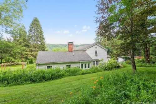 39 Great Hollow Rd, Cornwall, CT 06753-1000