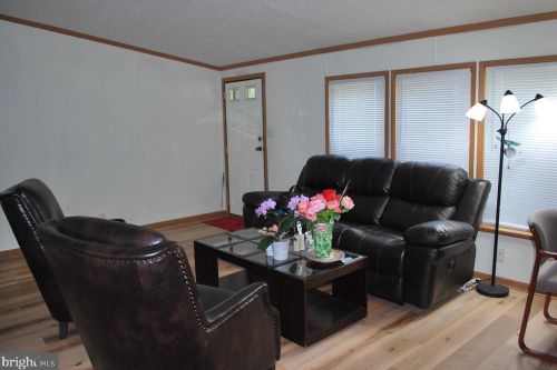 94 Vasilios Dr, Carlisle PA  17015-9012 exterior
