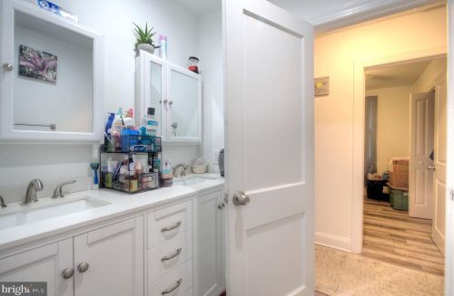 226 Mansion Ave, West Deptford NJ  08086-2544 exterior