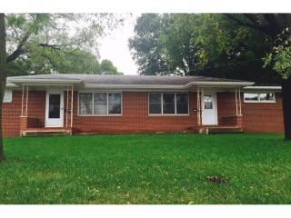 7217 Douglas Ave, Des Moines, IA 50322-3113