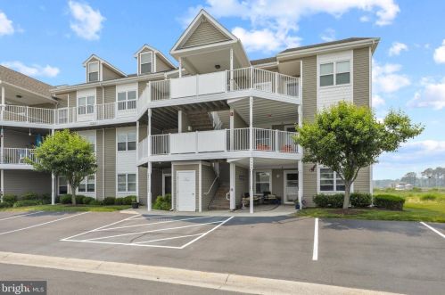 37464 Pettinaro Dr, Millville, DE 19970-3969