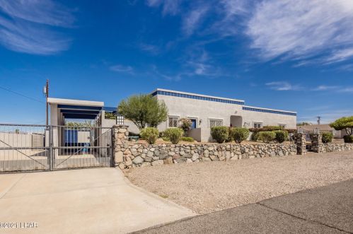 211 Columbine Dr, Lake Havasu City, AZ 86403-6679