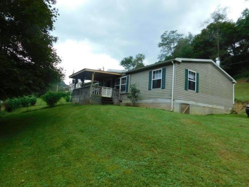 14412 Smith Valley Rd, Barneytown, PA 17052-9603