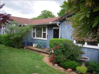 350 Dickson Rd, Sardis, TN 38371-4058