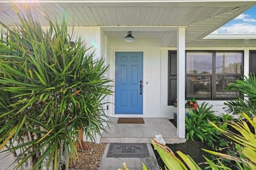 1828 47 St, Cape Coral FL  33904-9001 exterior