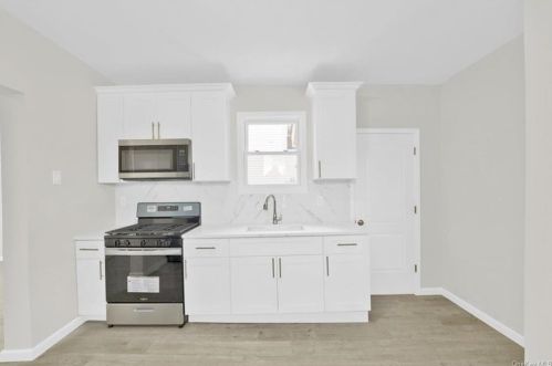 79 New Haven Rr St, Mount Vernon, NY 10550-2439