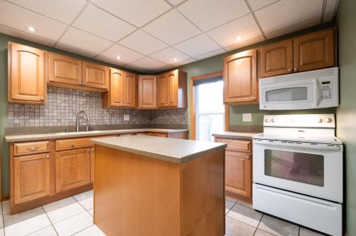 100 Maplewood Ave, Mount Vernon OH  43050-3138 exterior