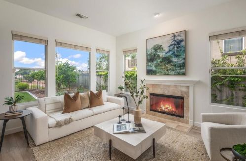 2279 Camino Robledo, Carlsbad, CA 92009-9346