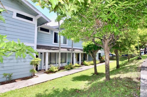 98-1729 Kaahumanu St, Aiea, HI 96701