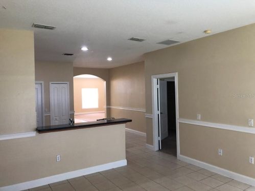 732 Hacienda Cir, Kissimmee FL  34741-6339 exterior