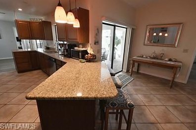 1410 14th Ave, Cape Coral FL  33909-1508 exterior