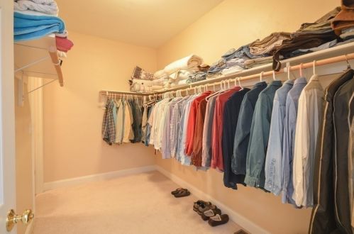 64 Grey Hawk Dr, Mashpee MA  02649-4420 exterior