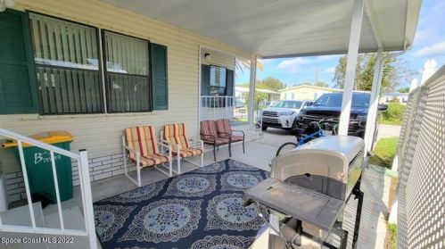 1128 Tequesta Dr, Sebastian, FL 32976-7041