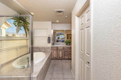 2010 Richey Cir, Lake Havasu City AZ  86403-2200 exterior