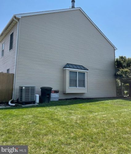 3477 Foxfield Cir, Perkiomenville, PA 18074-9438