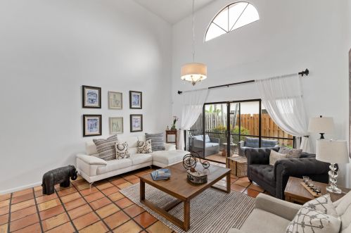 13516 Fountain View Blvd, West Palm Beach, FL 33414-7759