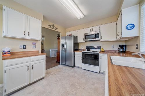 7815 Kettle Ave, Englewood CO 80112-2627 exterior