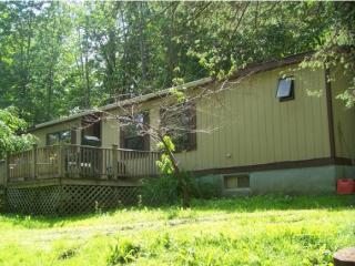 8 Piette Rd, Mechanicsburg, VT 05461-7114