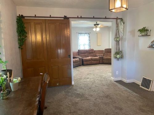 423 Mclean Ave, Tomah, WI 54660-1542