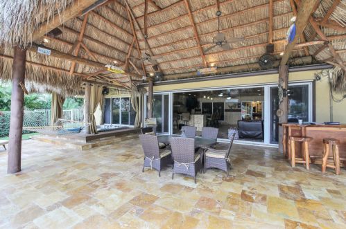 8813 Wendy Ln, West Palm Beach FL  33411-6522 exterior