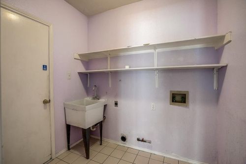 100 Parque Cir, Georgetown TX 78626-4537 exterior