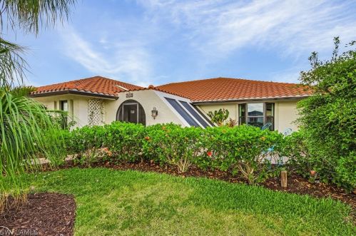 5402 3rd Ave, Cape Coral, FL 33914-7189