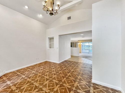 5660 Williams Dr, Fort Myers Beach, FL 33931-4032