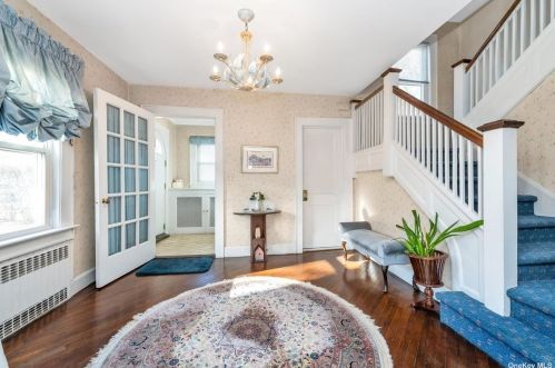 16 Prospect Ave, Woodsburgh, NY 11598-2632