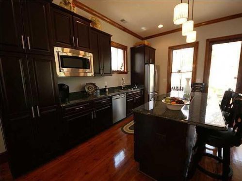 410 King St, Mount Pleasant SC  29464-5311 exterior