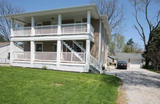 2844 Clifton Rd, Columbus OH  43221-2517 exterior