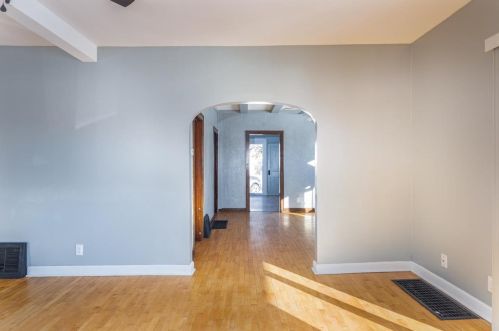 624 3rd St, Menasha, WI 54952-2316