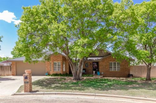 504 Westwood Ct, La Mesa, TX 79331-4010