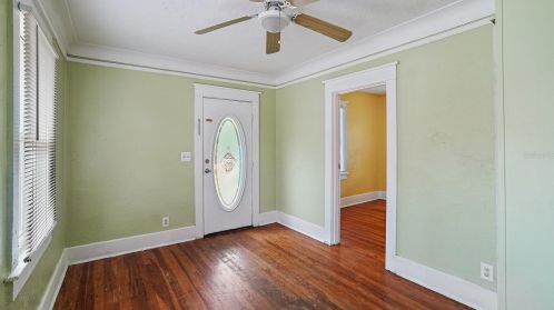 3795 30th Ave, Saint Petersburg, FL 33711-3806