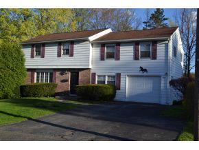 509 Alfred Dr, Endicott, NY 13760-2333