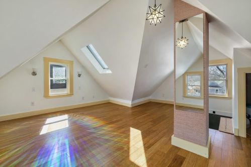 32 Hill St, Dover NH  03820-3111 exterior