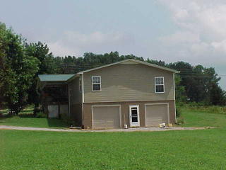 2840 Green Hill Rd, Smithville, TN 37166-8157