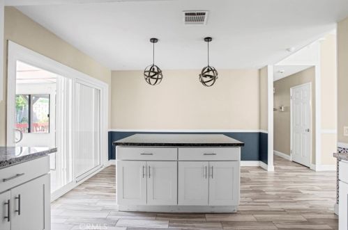 5334 Lilac St, San Bernardino CA  92407-2467 exterior