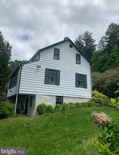 5443 Lehman Rd, Spring Grove PA  17362-9190 exterior