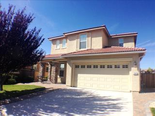 7085 Jermann Dr, Sparks, NV 89436-7197