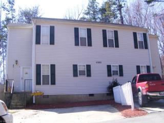 4906 Bennie Ct, Greensboro NC  27406-9756 exterior